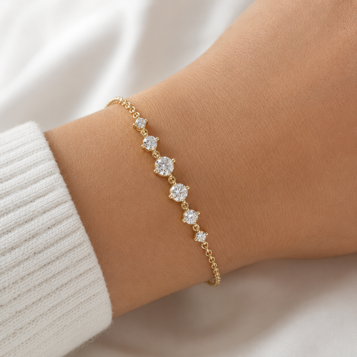 Seline Graduated Diamond Station Bracelet